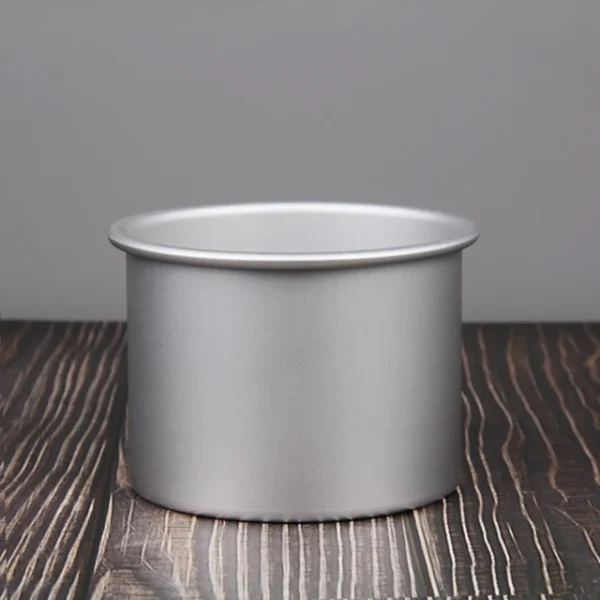 Deep Aluminium Round Baking Tin with fixed bottom